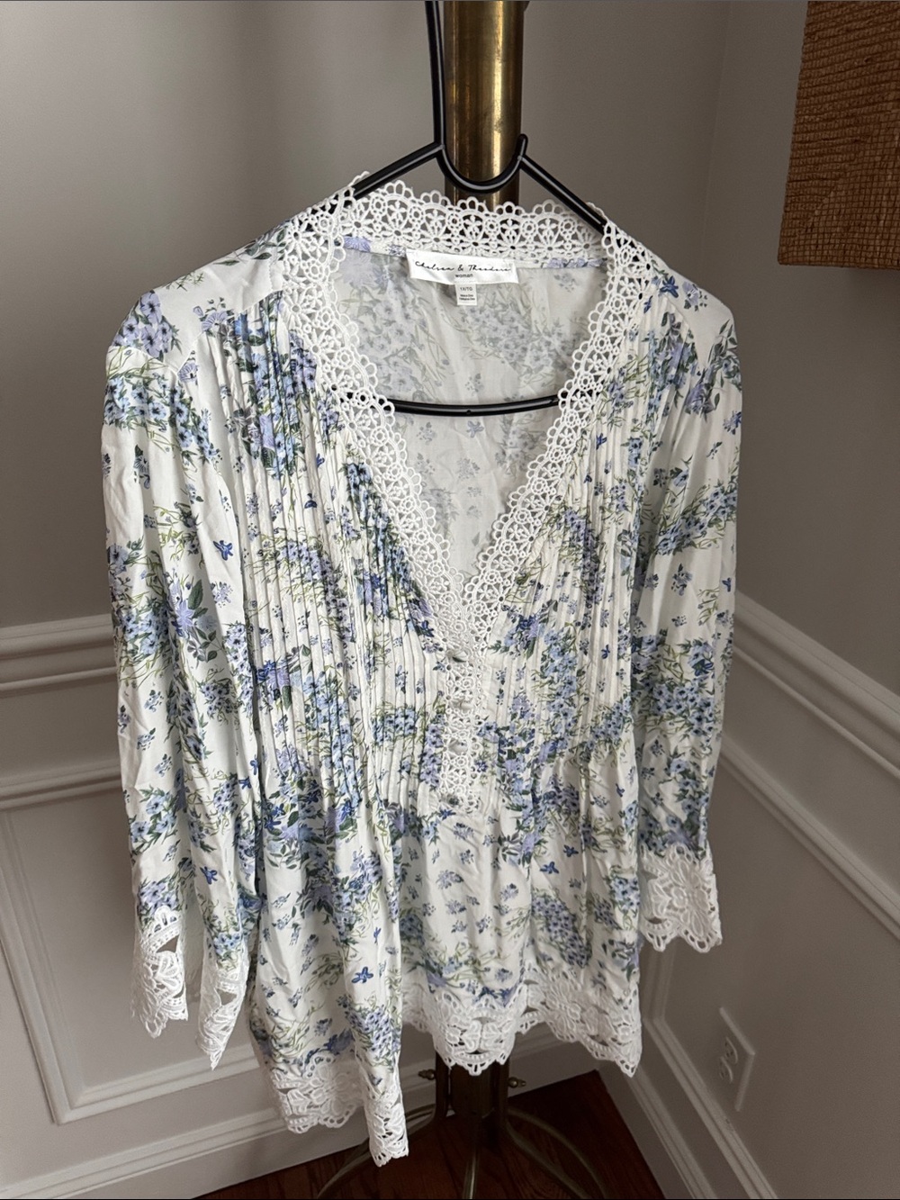 Chelsea & Theodore White Floral Lace-Trim V-Neck Blouse